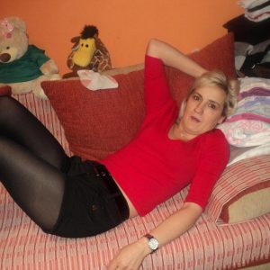 Nouria - rencontre-MILF-Nîmes