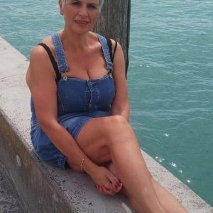 Une femme mûre incursions Libertines ? Margot - rencontre-Cougar-Hyères