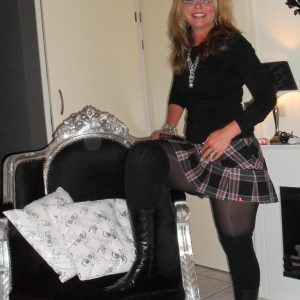Aurélia - rencontre-MILF-Reims