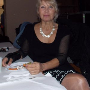 Mes soirées tranquilles mais pas trop ! Laure - rencontre-Cougar-Fontenay-sous-Bois