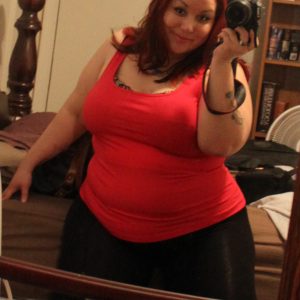 Mélanie, 42 ans, cherche un nudiste respectueux Mélanie - rencontre-Milf-Saint-Herblain