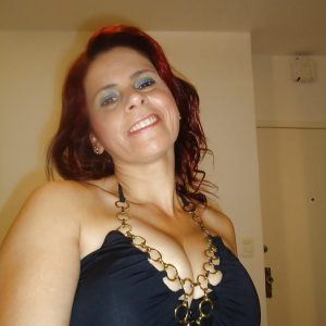 Envie de pimenter mes soirées Lara - rencontre-Cougar-Brive-la-Gaillarde