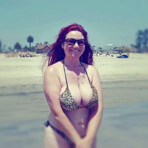 Je veux m’enflammer à nouveau Léonore - rencontre-Milf-Nîmes